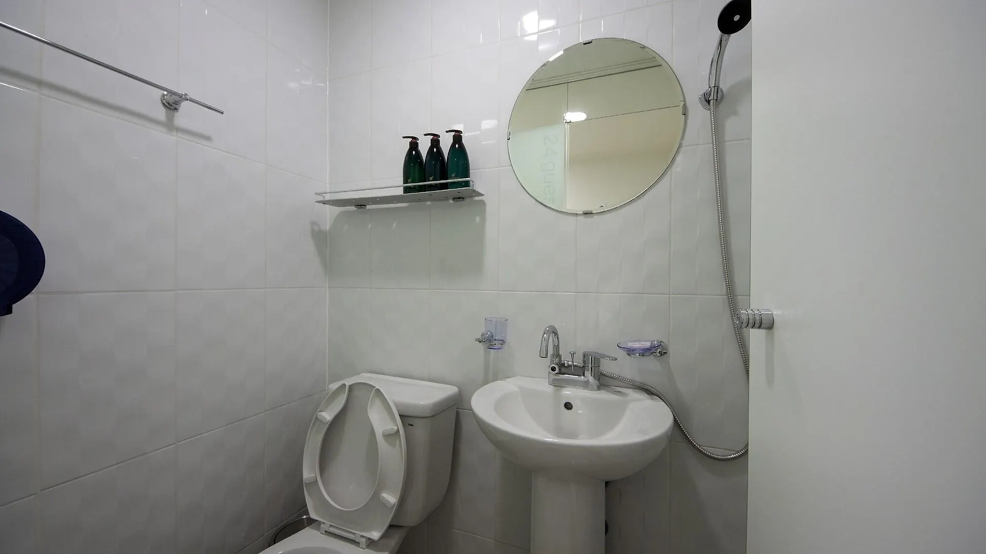 24 Guesthouse Myeongdong Town Seoul 2*,  South Korea