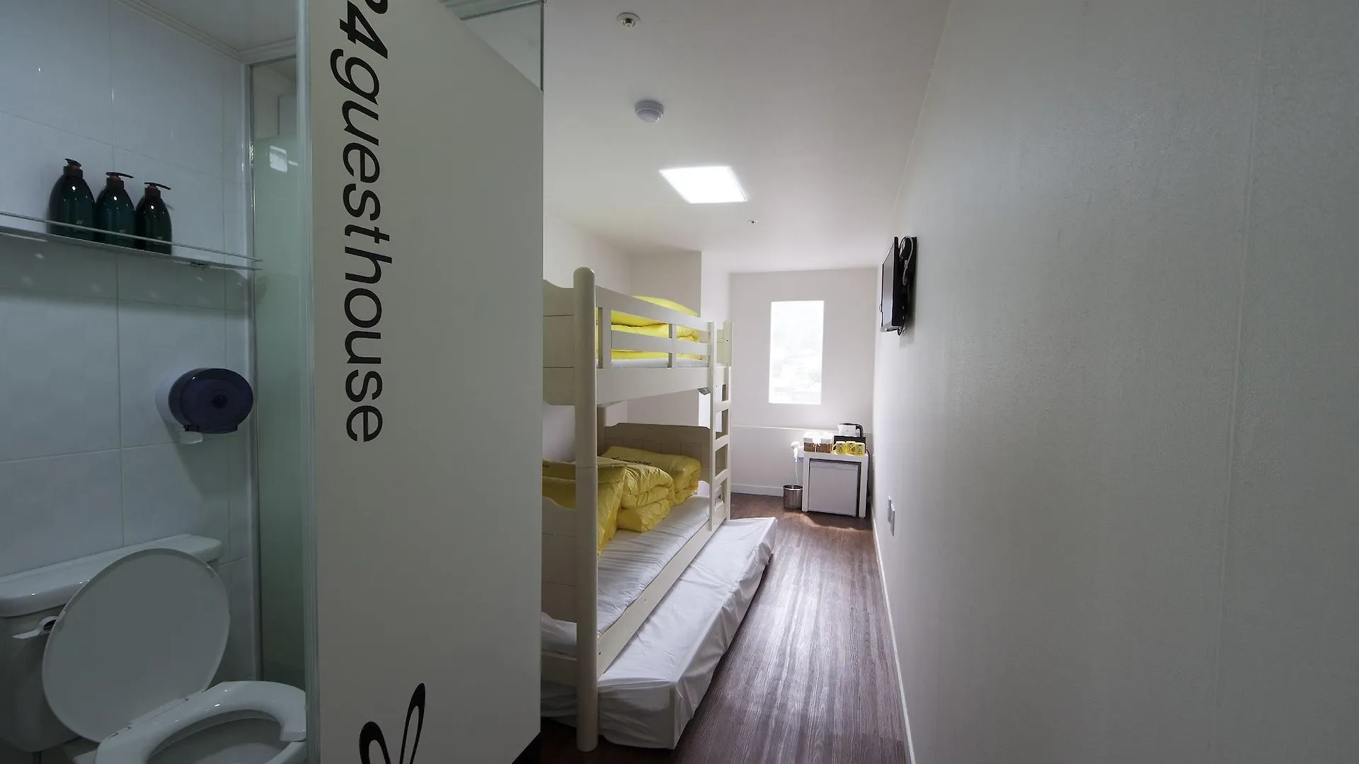Hotel 24 Guesthouse Myeongdong Town Seoul