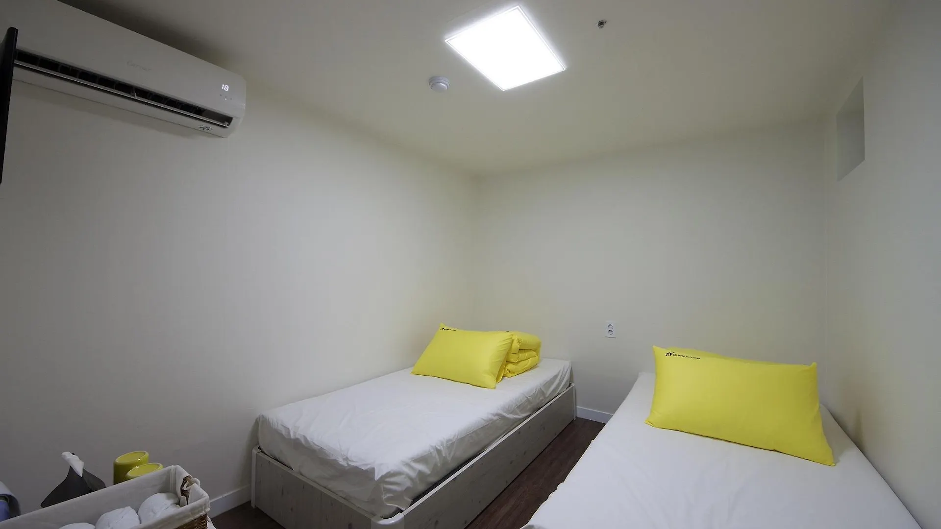 Hotel 24 Guesthouse Myeongdong Town Soul
