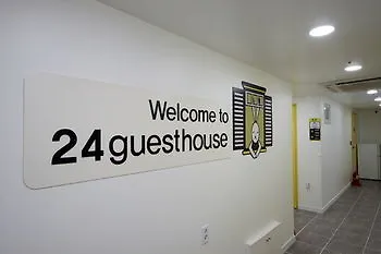 24 Guesthouse Myeongdong Town Soul 2*,