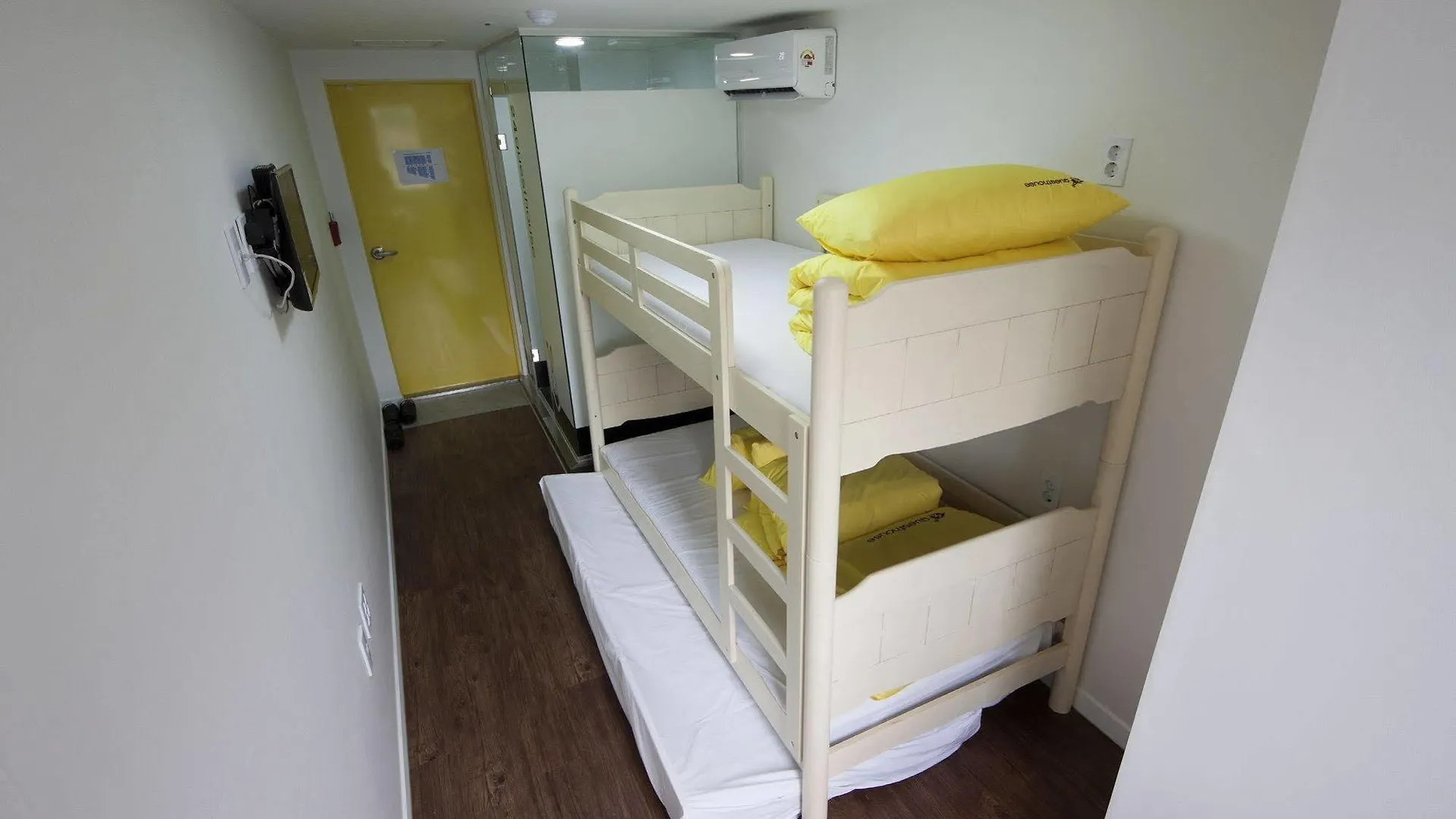 24 Guesthouse Myeongdong Town Soul Hotel